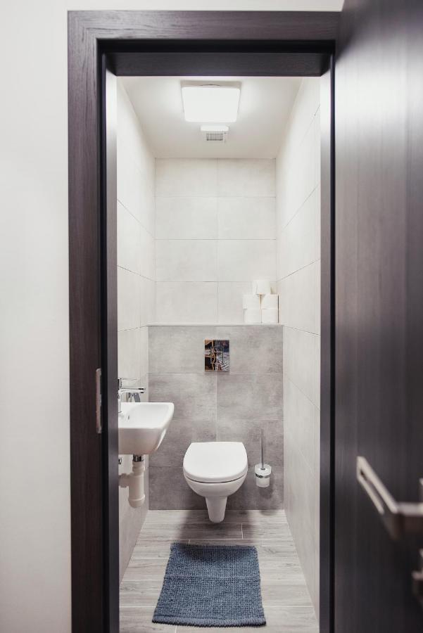 דמנובסקה דולינה Apartmany Stiavnica & Durkova - Galeria Apartments Jasna Lucky מראה חיצוני תמונה